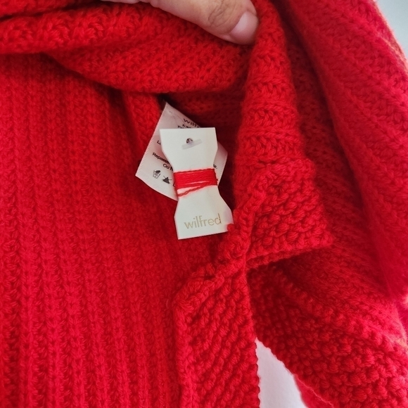 Wilfred Aritzia Red Durandal 100% Wool Sleeveless Mock Neck Tunic Sweater sz XXS - Picture 8 of 8